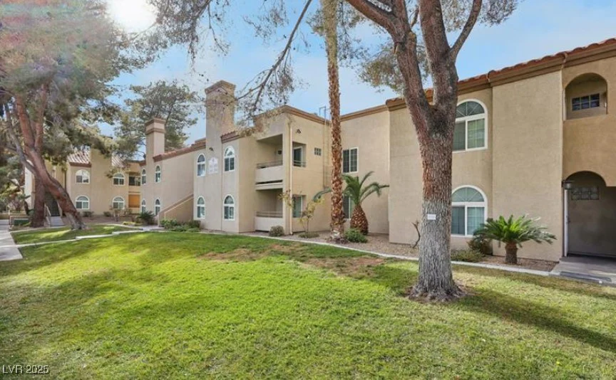 3145 Flamingo, Las Vegas, NV 89121