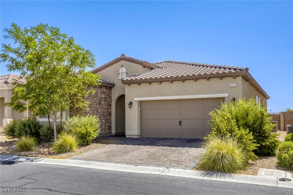 832 Gallery Course, Las Vegas, NV 89148