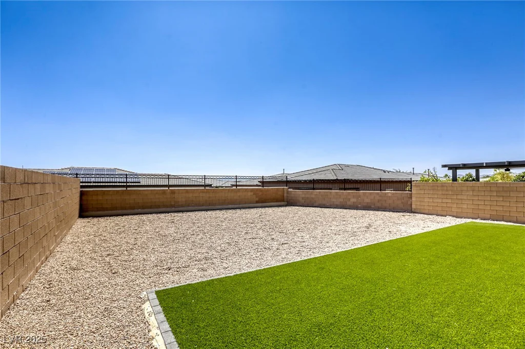 832 Gallery Course, Las Vegas, NV 89148