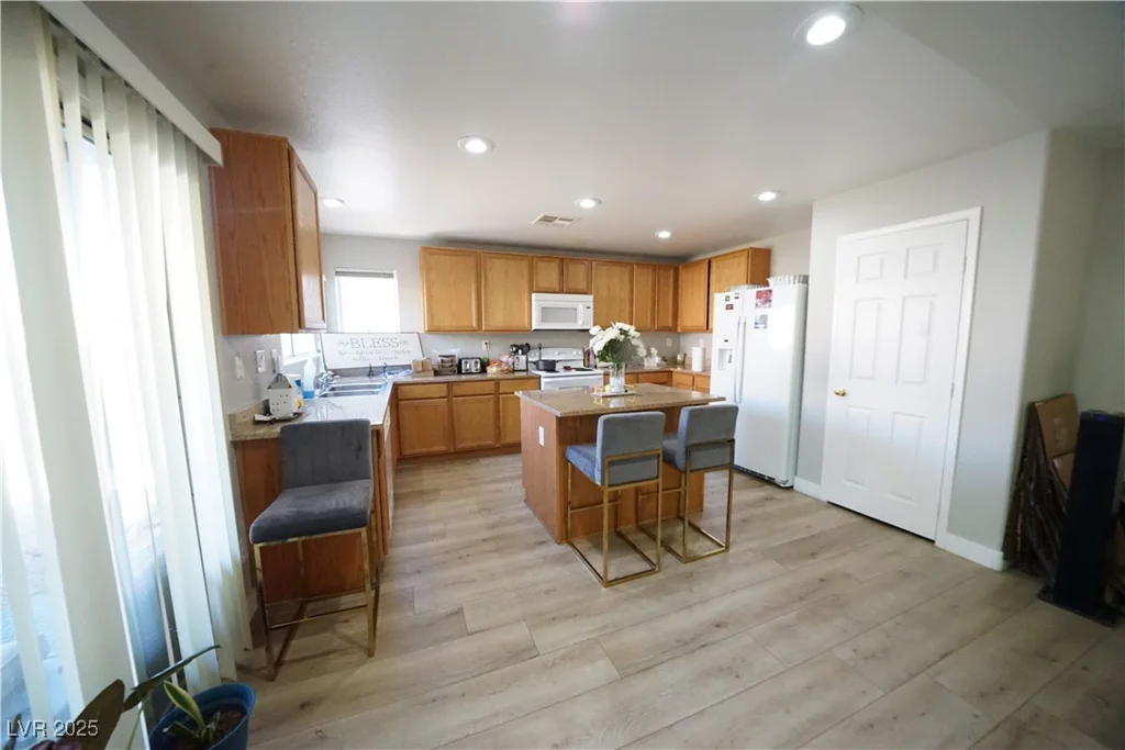 6040 Eganridge, North Las Vegas, NV 89081