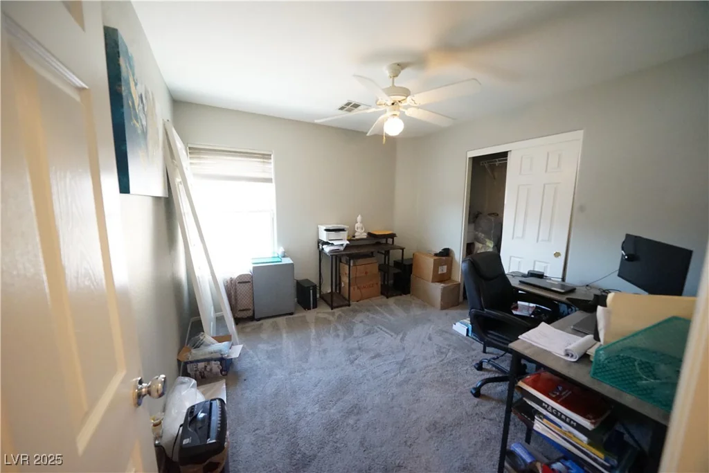 6040 Eganridge, North Las Vegas, NV 89081