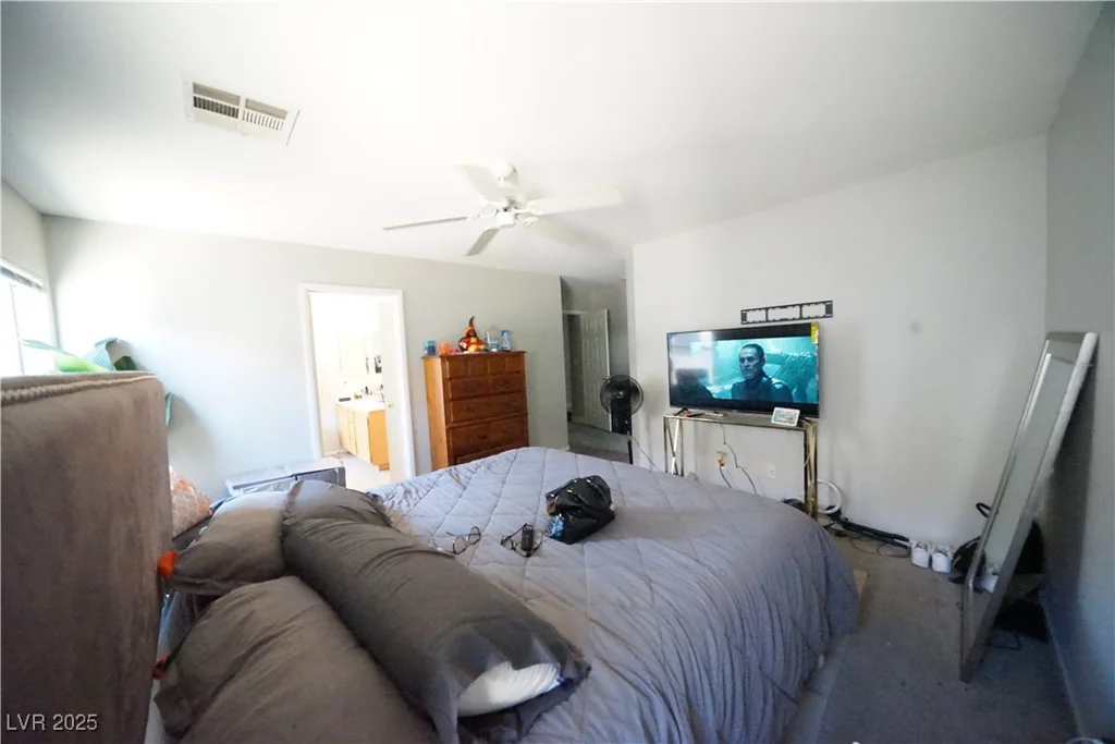 6040 Eganridge, North Las Vegas, NV 89081