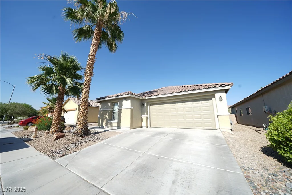 6040 Eganridge, North Las Vegas, NV 89081