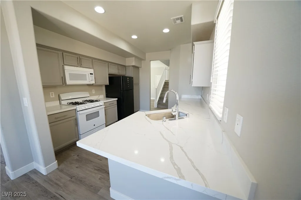 5713 Heineken, North Las Vegas, NV 89031