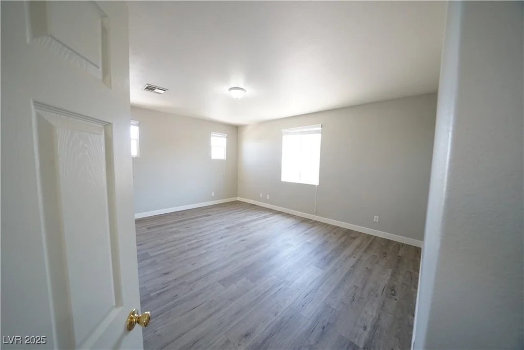 5713 Heineken, North Las Vegas, NV 89031