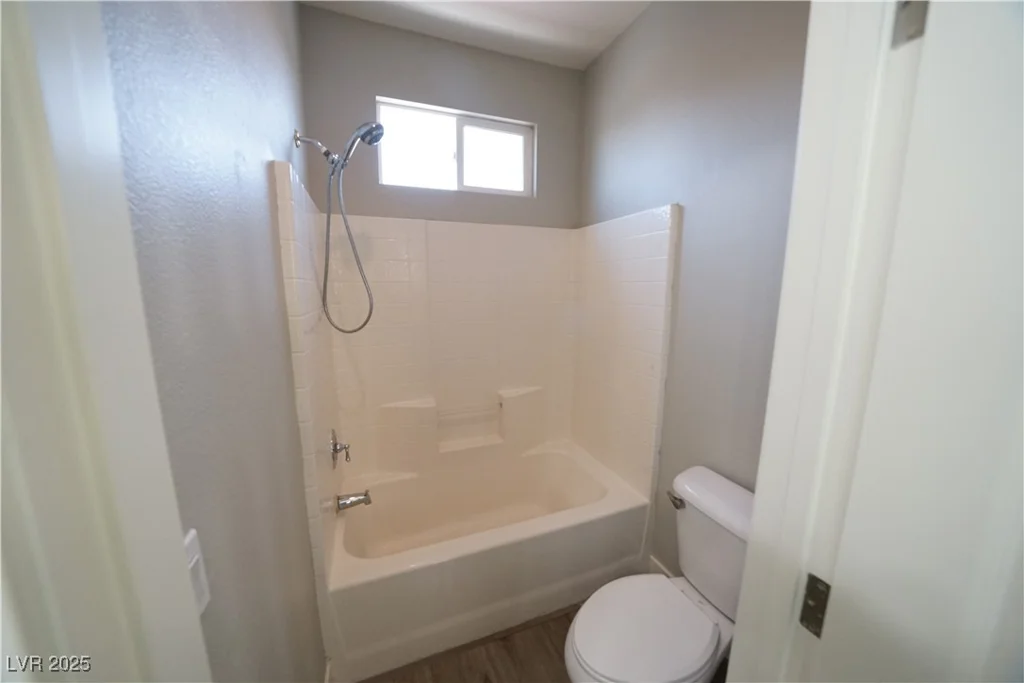 5713 Heineken, North Las Vegas, NV 89031