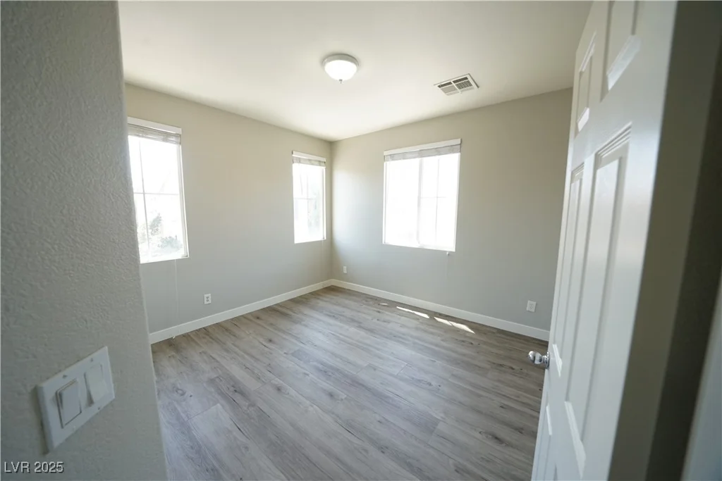 5713 Heineken, North Las Vegas, NV 89031