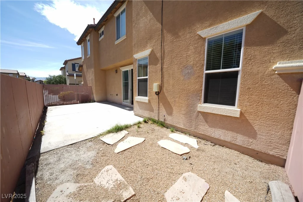 5713 Heineken, North Las Vegas, NV 89031