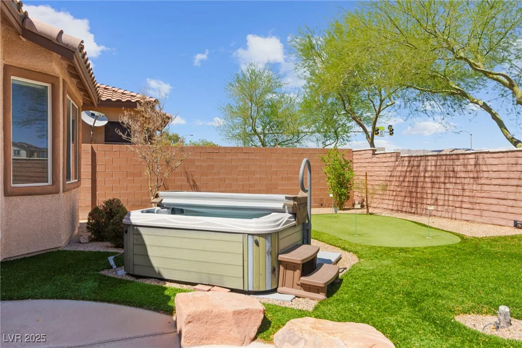 10348 Hawks Wing, Las Vegas, NV 89178