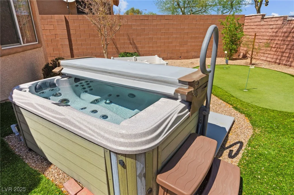 10348 Hawks Wing, Las Vegas, NV 89178