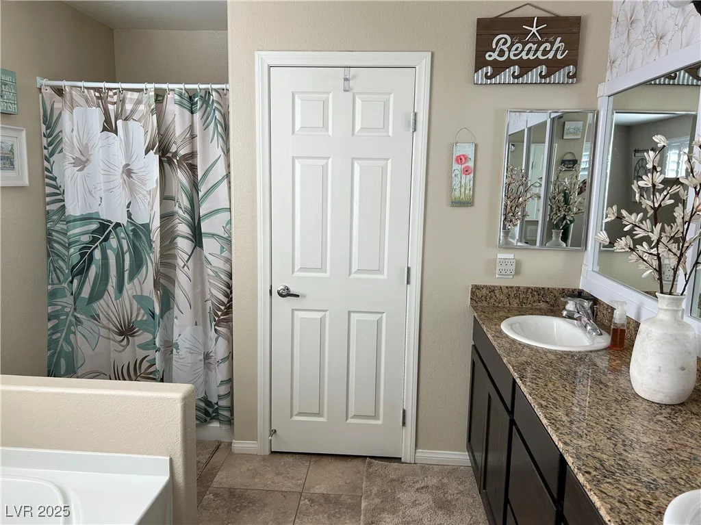 6682 Salt Pond Bay, Las Vegas, NV 89149