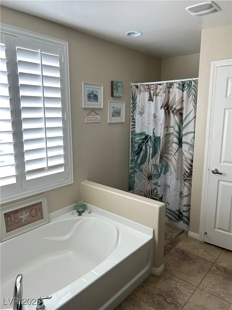 6682 Salt Pond Bay, Las Vegas, NV 89149