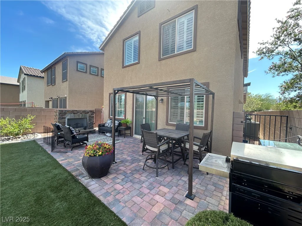 6682 Salt Pond Bay, Las Vegas, NV 89149