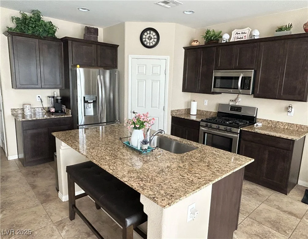 6682 Salt Pond Bay, Las Vegas, NV 89149
