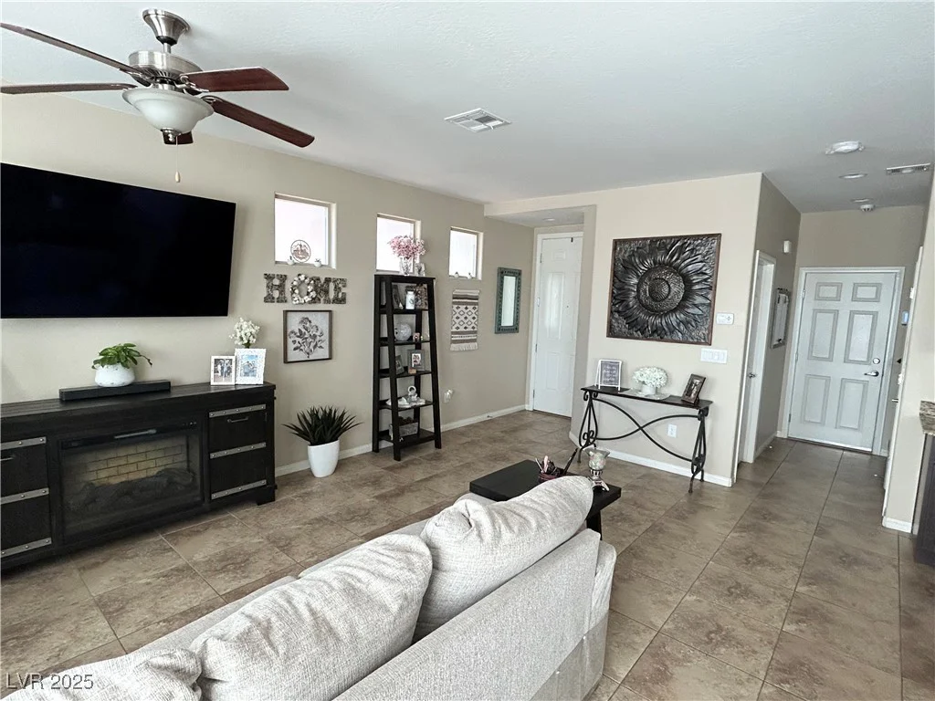 6682 Salt Pond Bay, Las Vegas, NV 89149