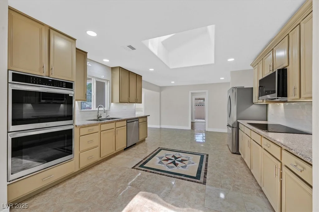 3101 Greenbriar, Las Vegas, NV 89121