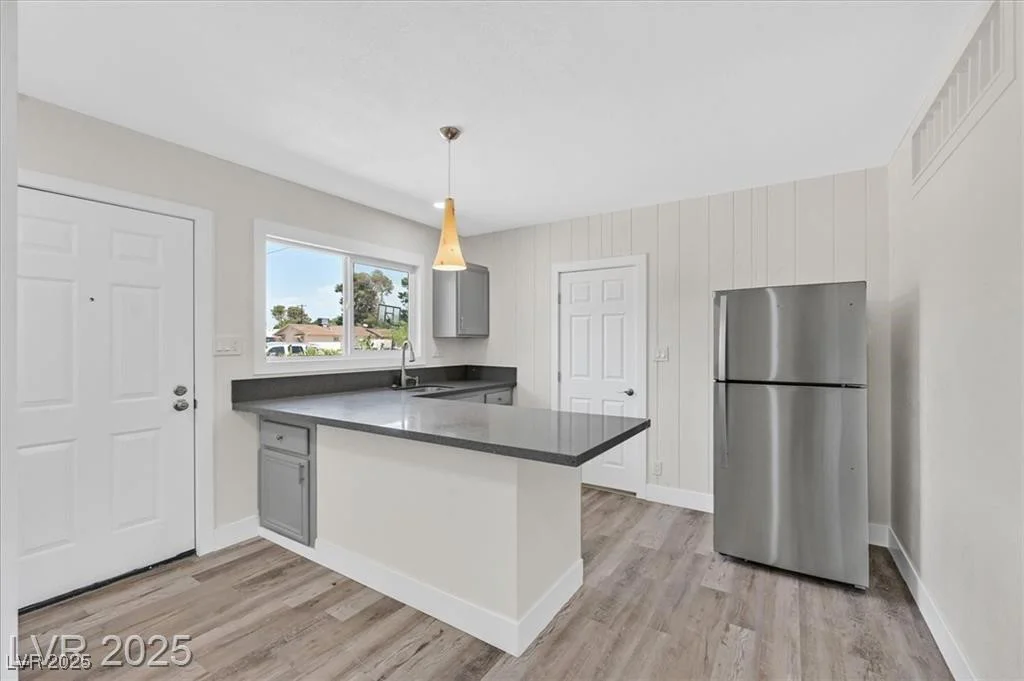 3101 Greenbriar, Las Vegas, NV 89121