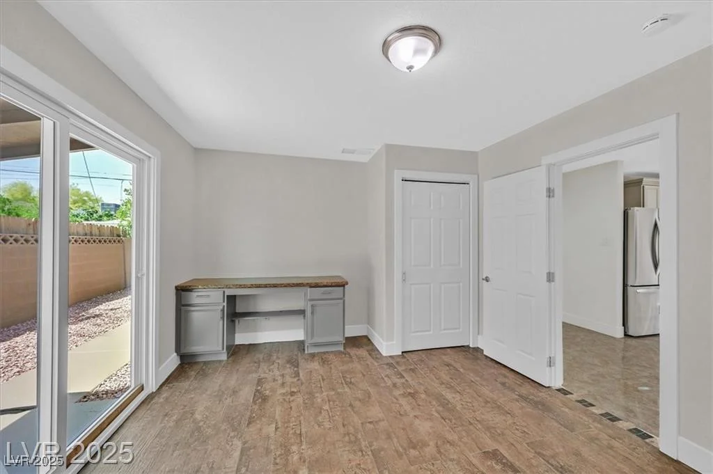 3101 Greenbriar, Las Vegas, NV 89121