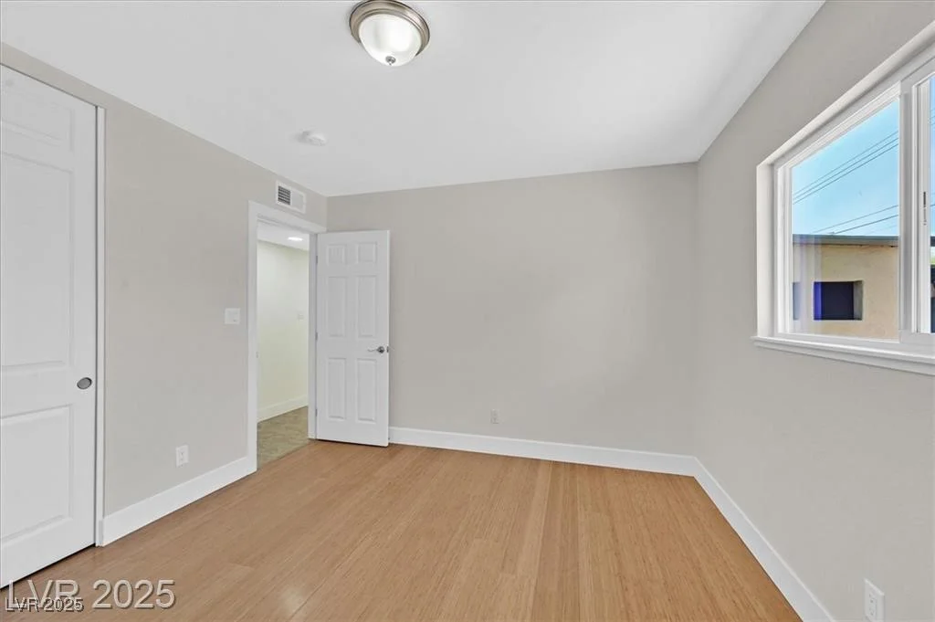 3101 Greenbriar, Las Vegas, NV 89121