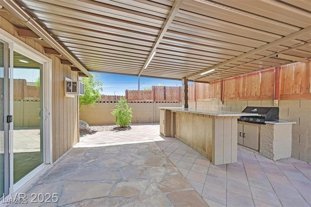 3101 Greenbriar, Las Vegas, NV 89121