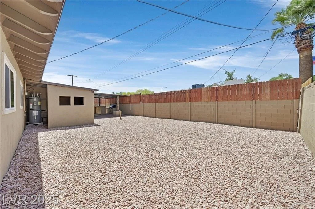 3101 Greenbriar, Las Vegas, NV 89121