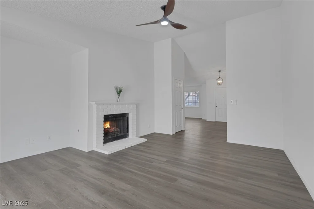 6112 Blossom Knoll, Las Vegas, NV 89108