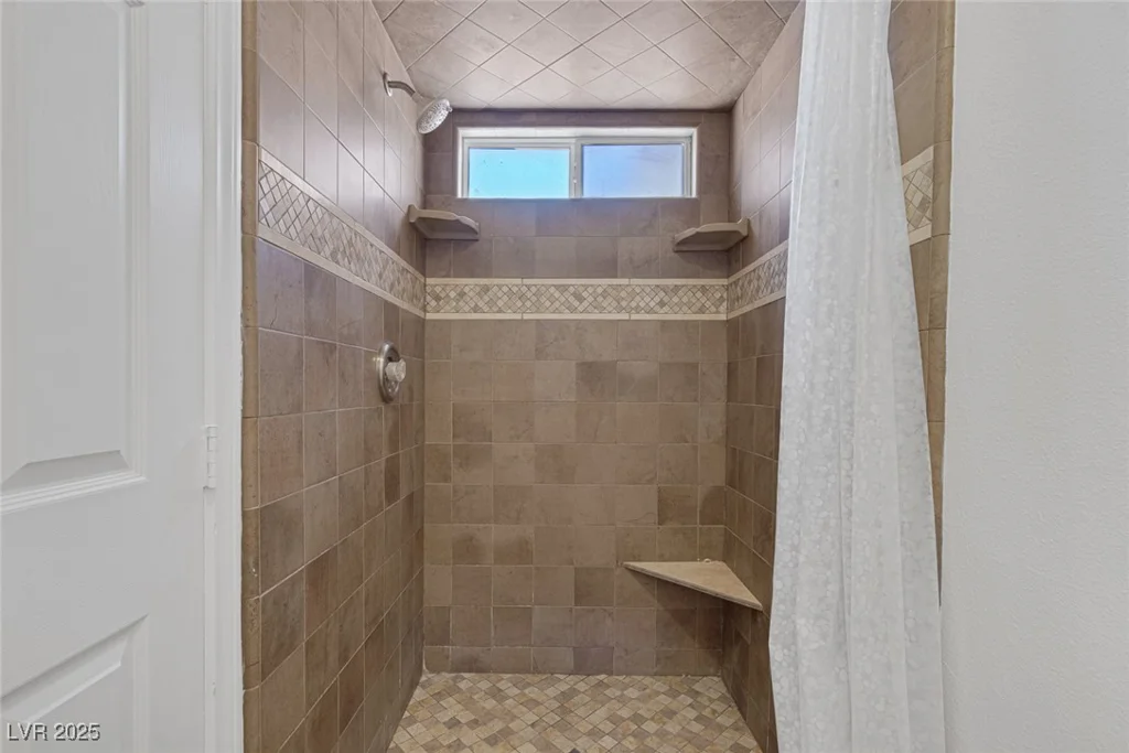 6112 Blossom Knoll, Las Vegas, NV 89108