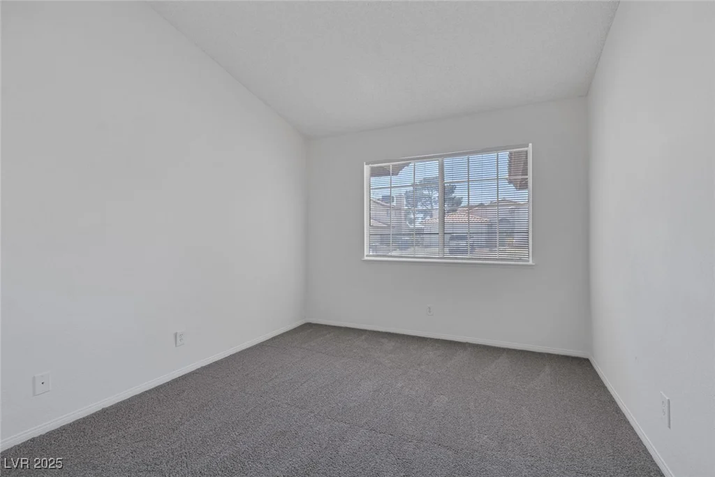 6112 Blossom Knoll, Las Vegas, NV 89108