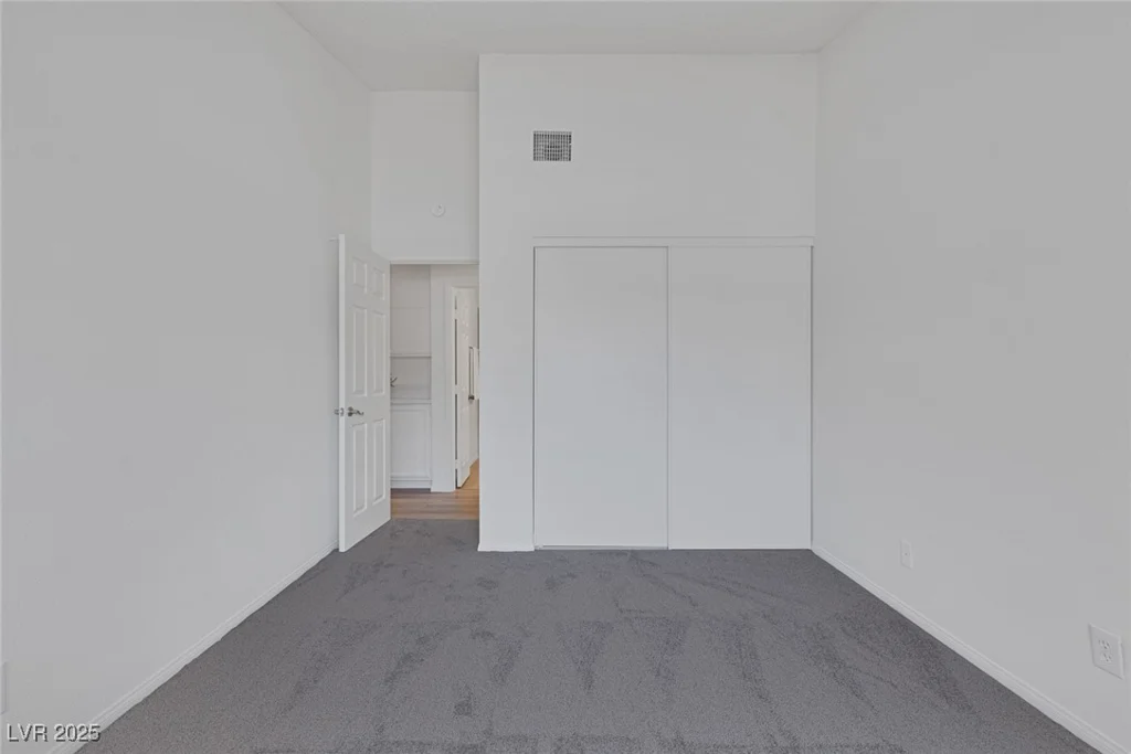 6112 Blossom Knoll, Las Vegas, NV 89108
