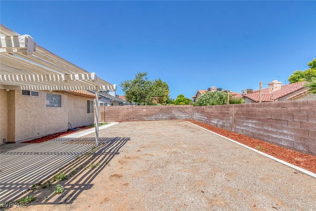 6112 Blossom Knoll, Las Vegas, NV 89108