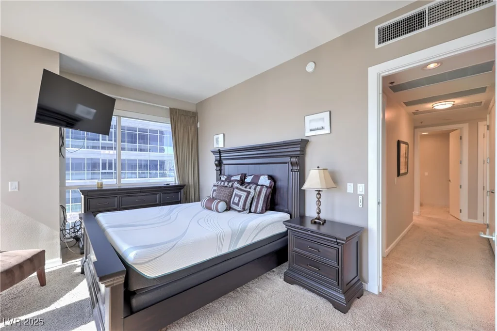 4575 Dean Martin, Las Vegas, NV 89103