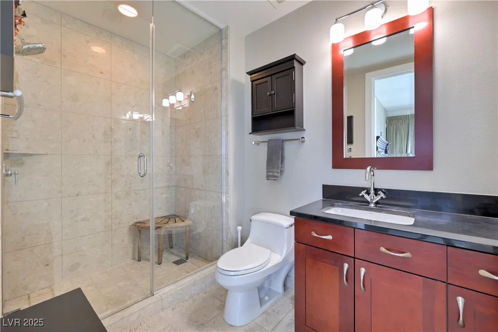 4575 Dean Martin, Las Vegas, NV 89103