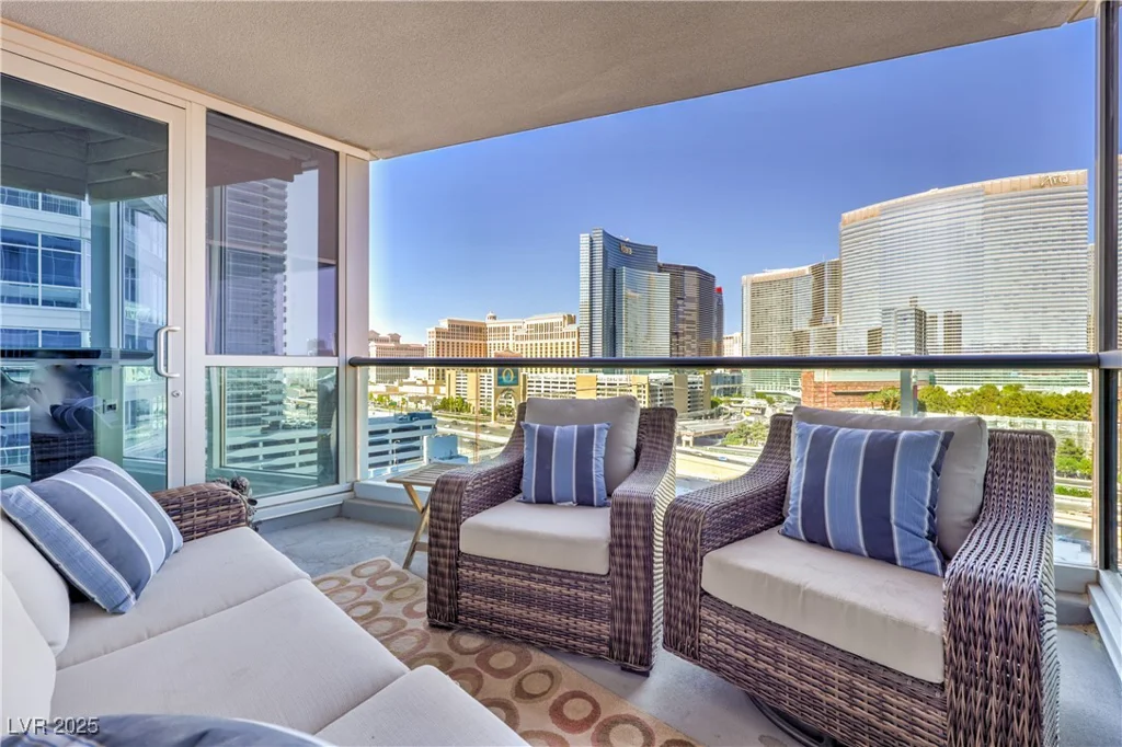 4575 Dean Martin, Las Vegas, NV 89103