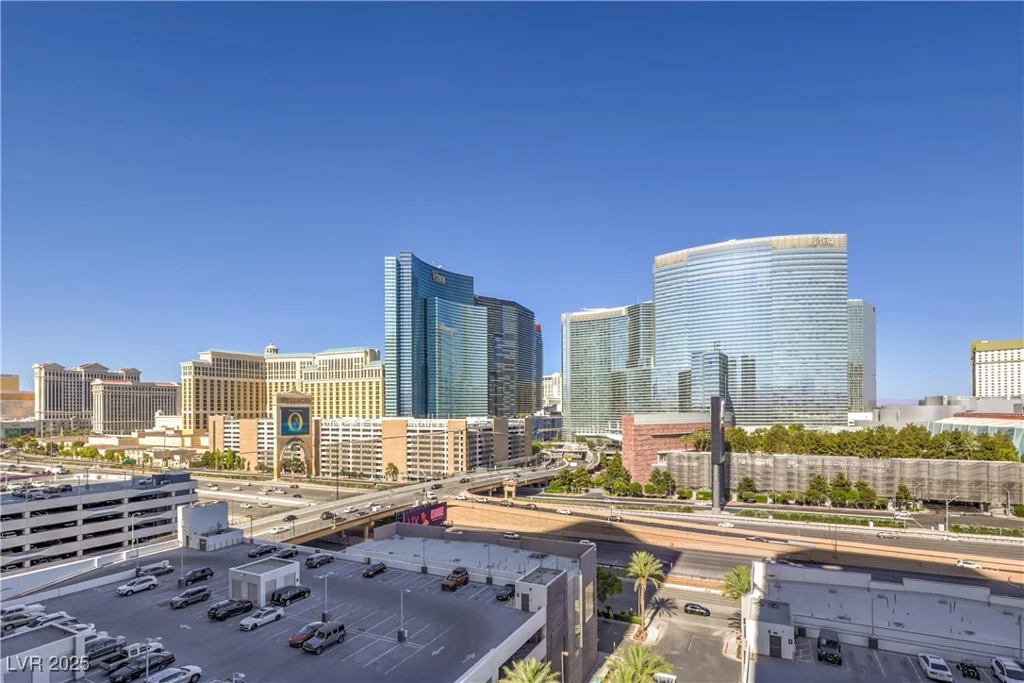 4575 Dean Martin, Las Vegas, NV 89103