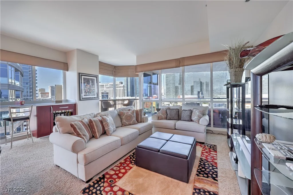 4575 Dean Martin, Las Vegas, NV 89103