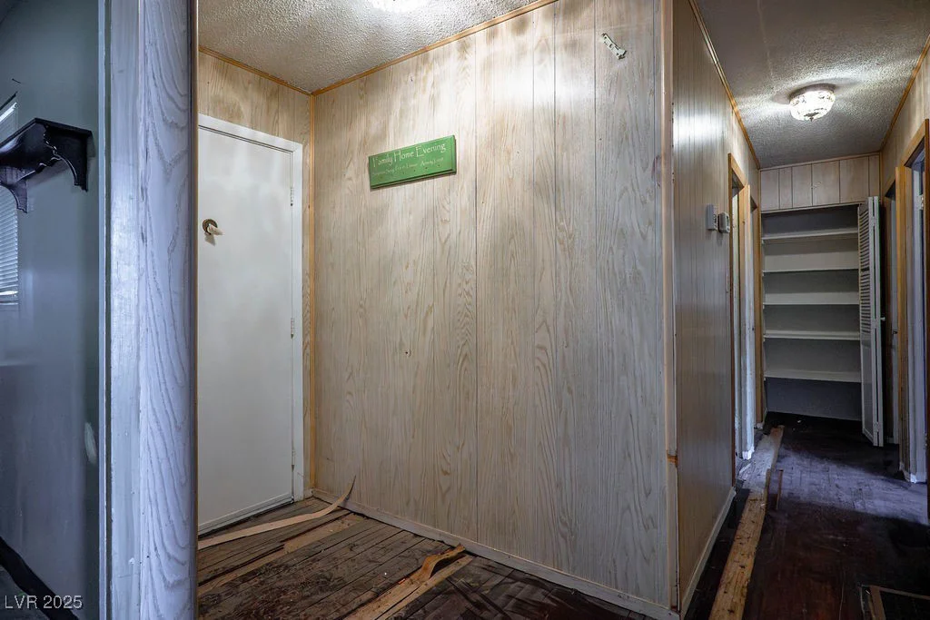 2721 Merritt, Las Vegas, NV 89102