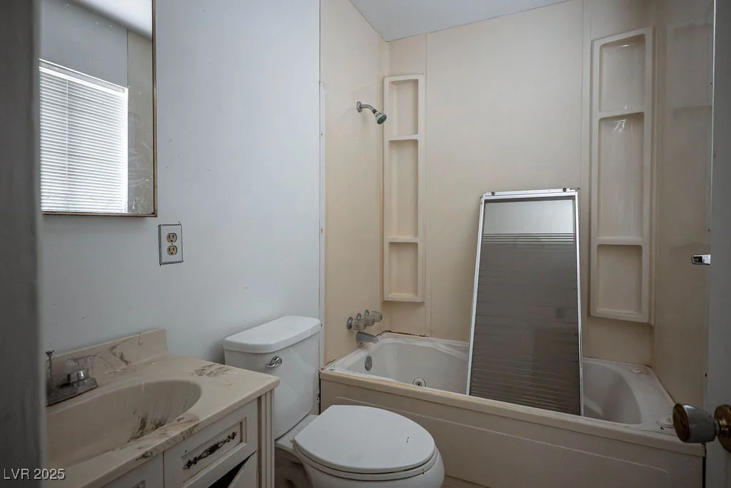 2721 Merritt, Las Vegas, NV 89102