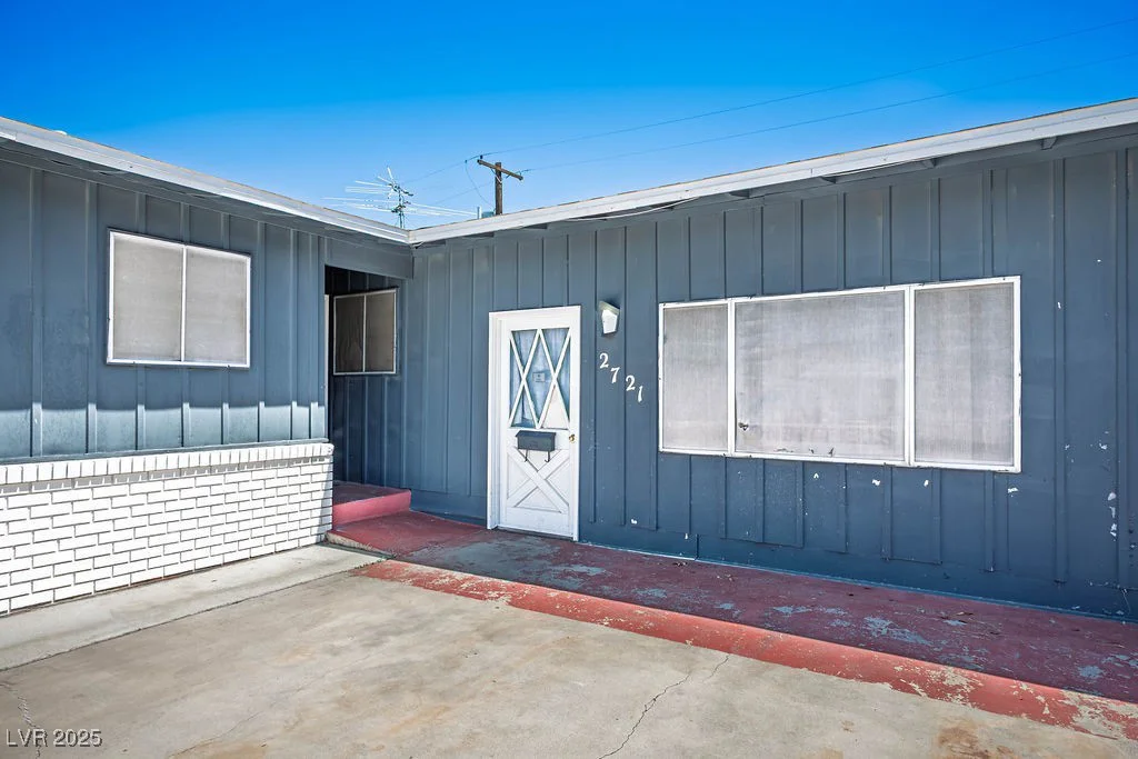 2721 Merritt, Las Vegas, NV 89102