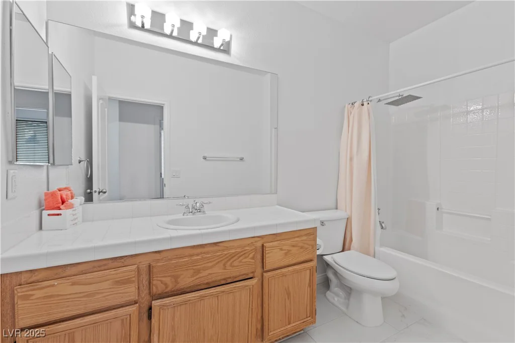820 Peach, North Las Vegas, NV 89032