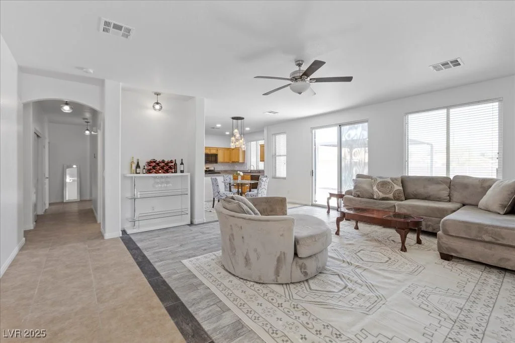 820 Peach, North Las Vegas, NV 89032