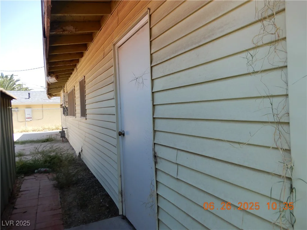 3175 Palmdale, Las Vegas, NV 89121