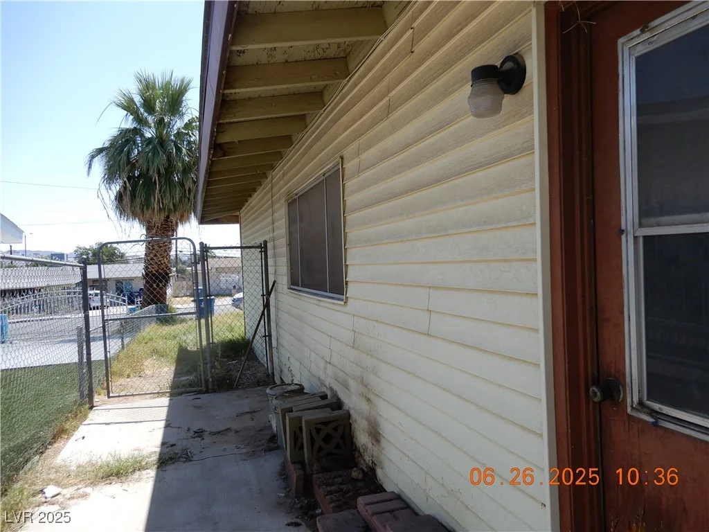 3175 Palmdale, Las Vegas, NV 89121