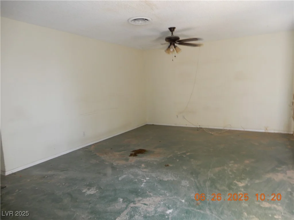 3175 Palmdale, Las Vegas, NV 89121