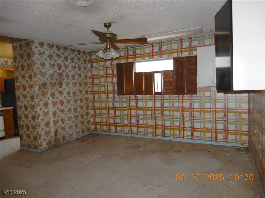 3175 Palmdale, Las Vegas, NV 89121