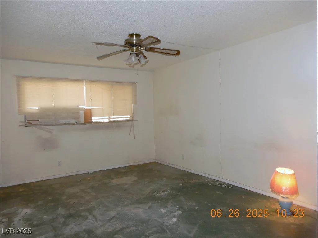 3175 Palmdale, Las Vegas, NV 89121