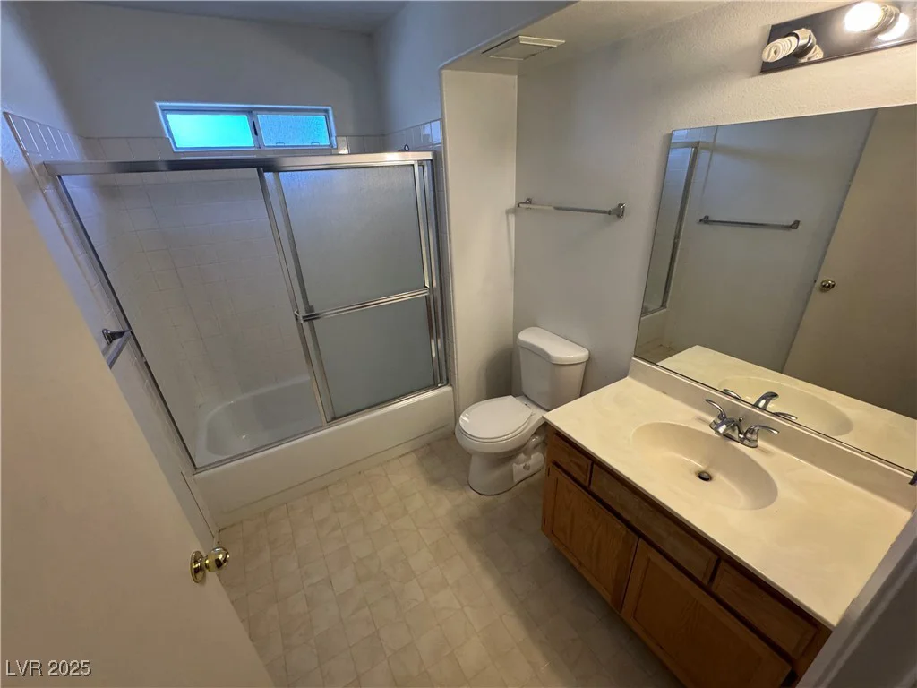9070 Spring Mountain, Las Vegas, NV 89117