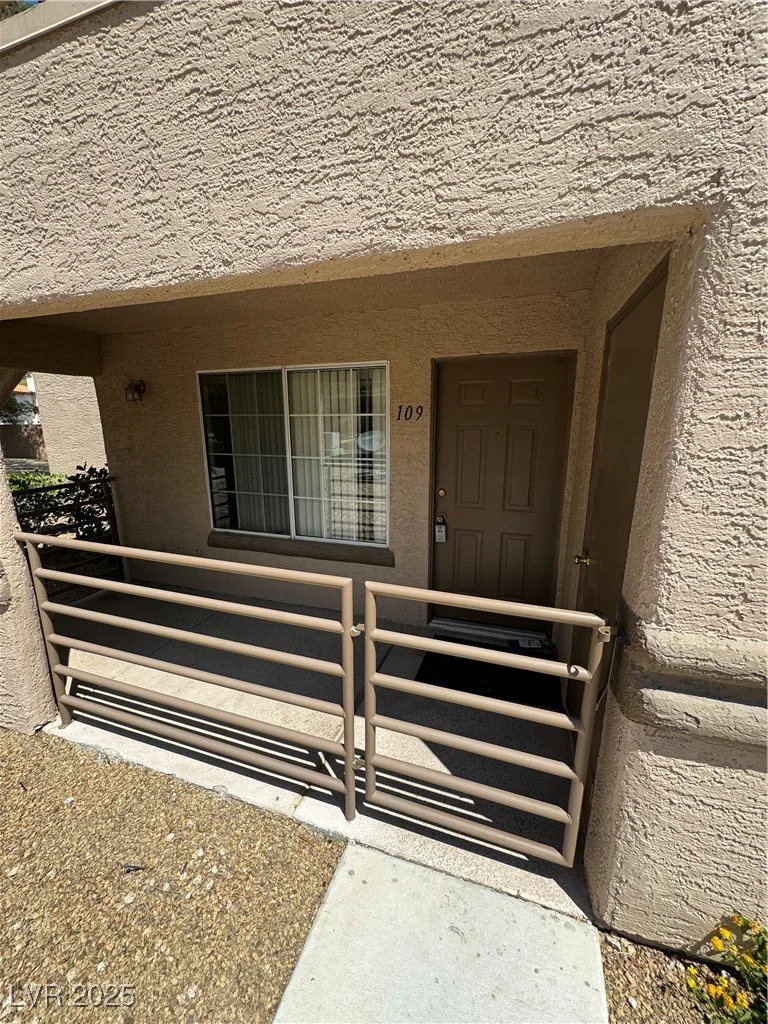9070 Spring Mountain, Las Vegas, NV 89117