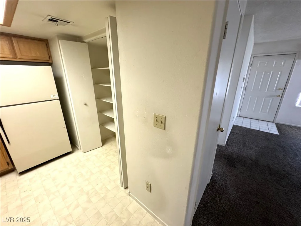 9070 Spring Mountain, Las Vegas, NV 89117