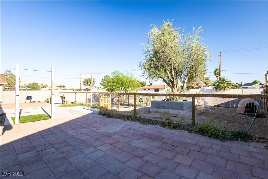 5673 Coaldale, Las Vegas, NV 89110