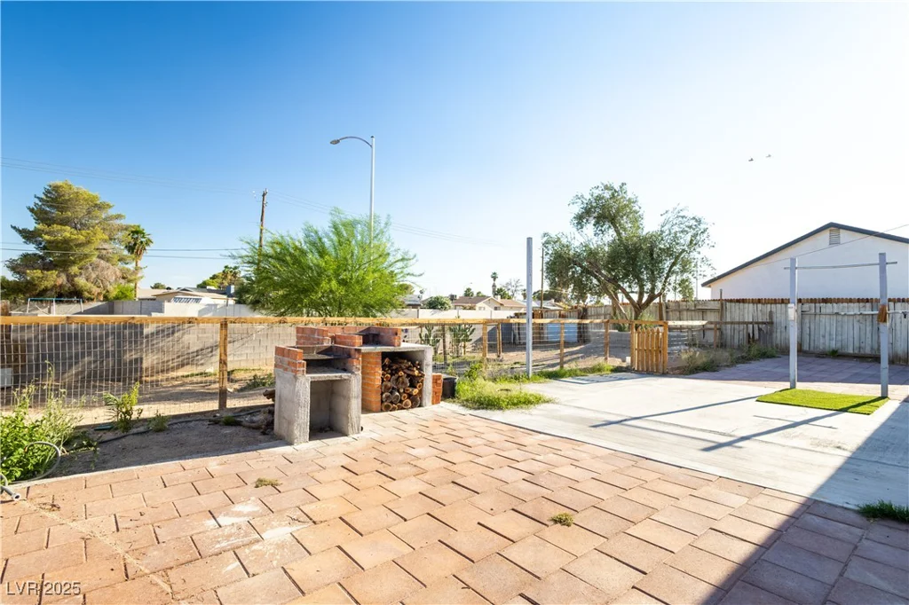 5673 Coaldale, Las Vegas, NV 89110